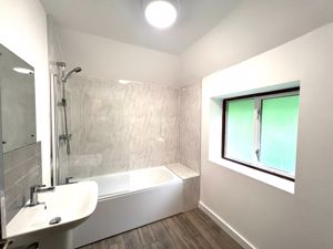 bath- click for photo gallery